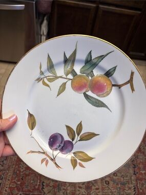 Royal Worcester Evesham Porcelain Dinner Plate with Fruit Motif and Gold Rim